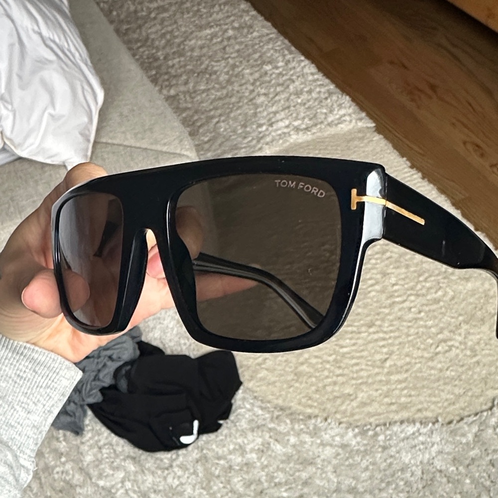 Tom Ford Black  Oversized Sunglasses